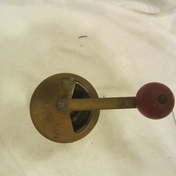 VTG BG COFFEE/PEPPER GRINDER WOOD BARREL W/METAL - Picture 2 of 8